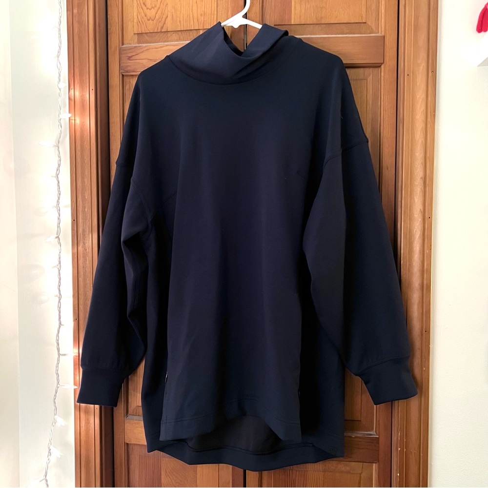 NWOT Lululemon Pullover🤍